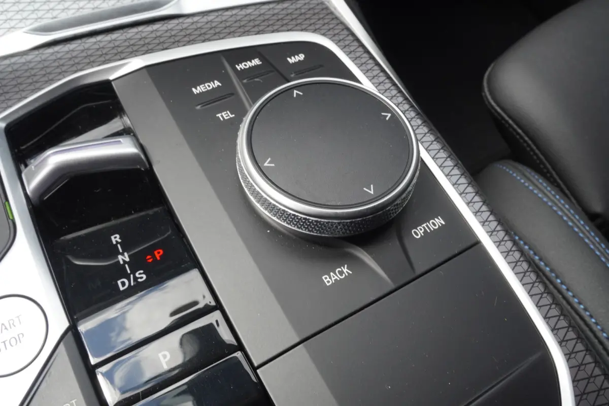 330e - M SPORT - CAMERA - CARPLAY - SHADOWLINE - ADAPT. CRUISE -