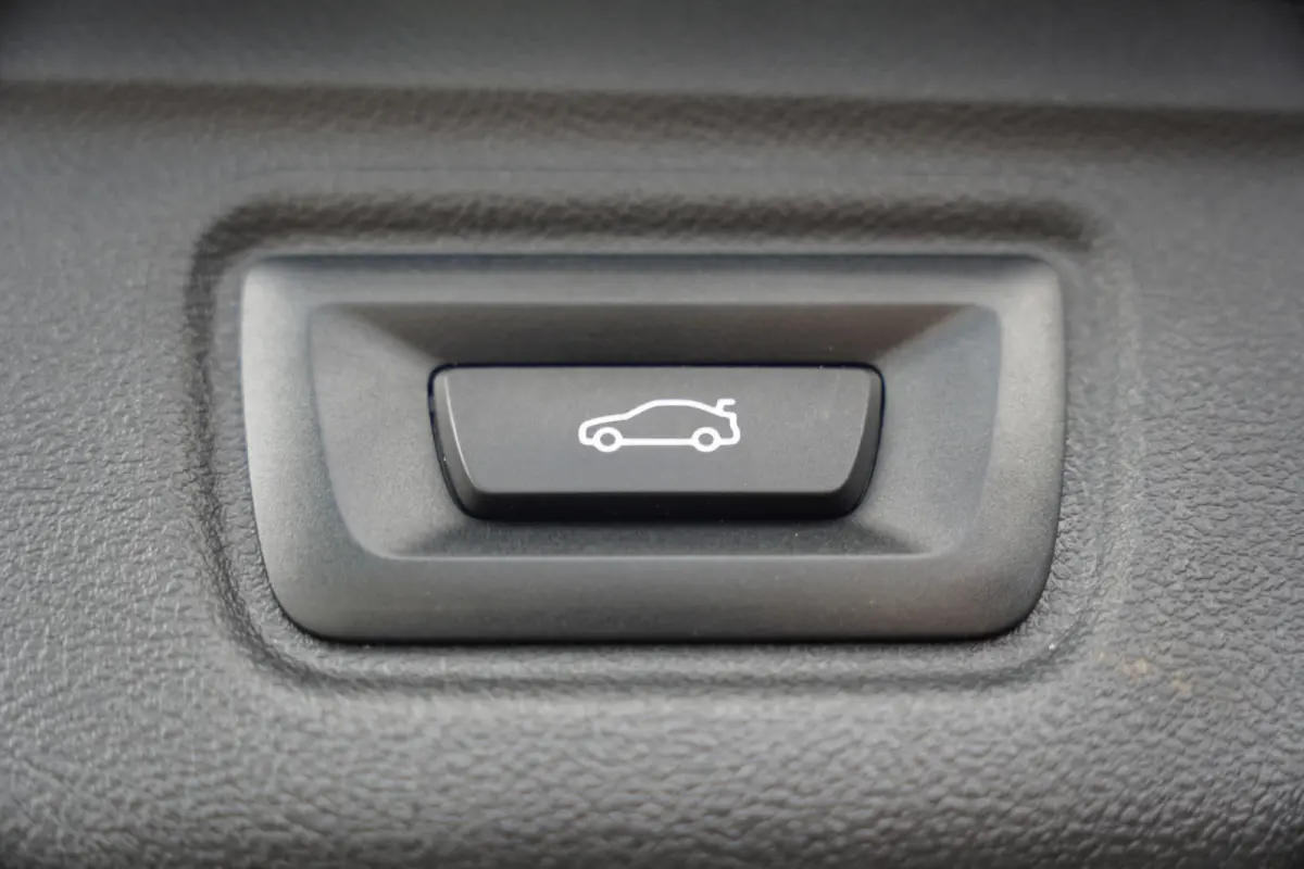 330e - M SPORT - CAMERA - CARPLAY - SHADOWLINE - ADAPT. CRUISE -