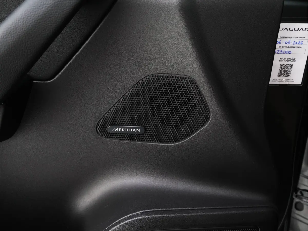 2.0 Portfolio AWD 20d Aut. *PANO | LEATHER | XENON | DIGI-COCKPIT | KEYLESS | CAMERA | MERIDIAN-SOUND | HEATED-COMFORTSEATS | NAVI-FULLMAP | SHIFTPADDLES | ECC | PDC | CRUISE | 19''ALU*