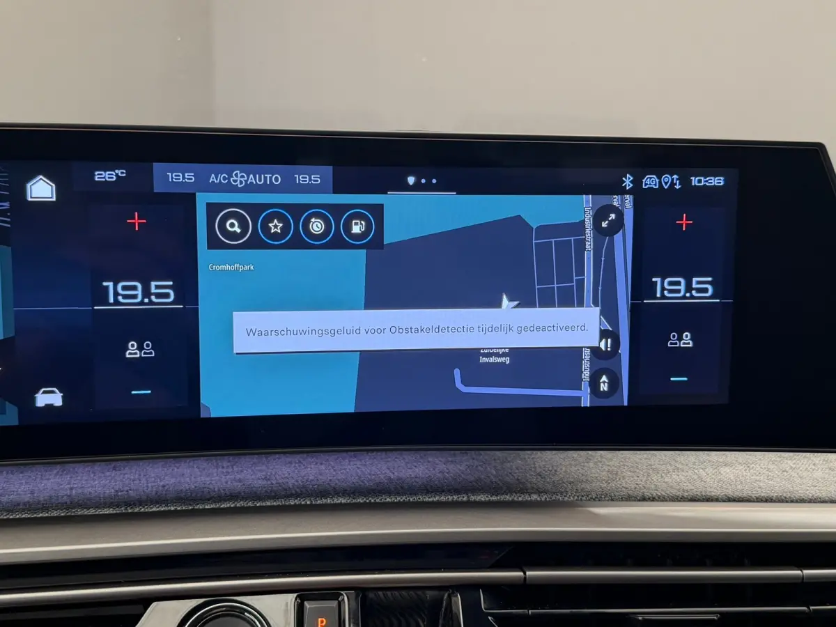 1.2 Hybrid 136 Allure Climate | Cruise | Navigatie | Achteruitrijcamera | Carplay/Android Auto | | Apple Carplay/Android Auto|telefoonintegratie premium | Cruise control | DAB ontvanger