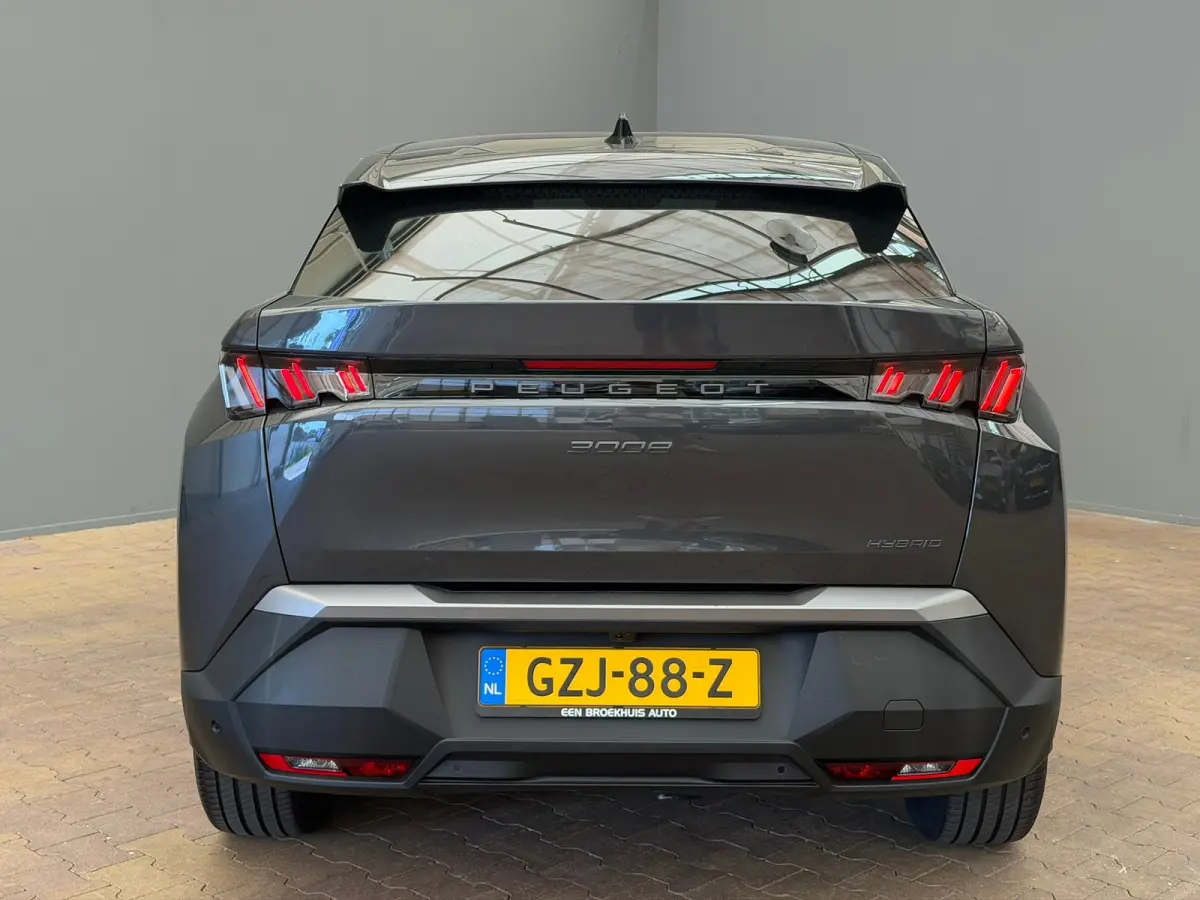1.2 Hybrid 136 Allure Climate | Cruise | Navigatie | Achteruitrijcamera | Carplay/Android Auto | | Apple Carplay/Android Auto|telefoonintegratie premium | Cruise control | DAB ontvanger
