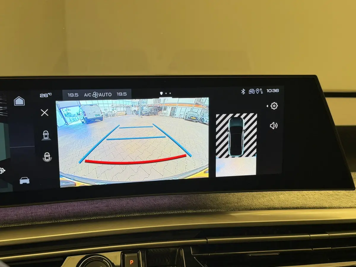 1.2 Hybrid 136 Allure Climate | Cruise | Navigatie | Achteruitrijcamera | Carplay/Android Auto | | Apple Carplay/Android Auto|telefoonintegratie premium | Cruise control | DAB ontvanger