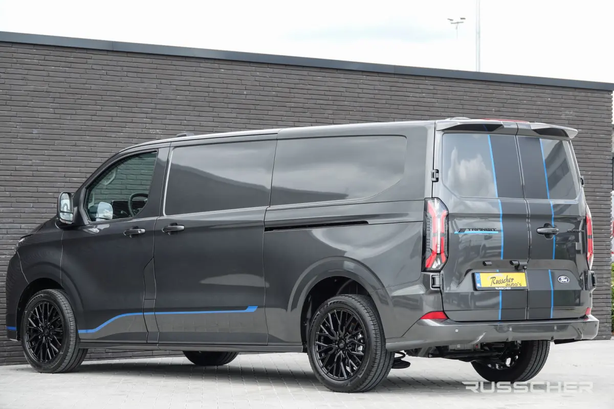 L2H1 218Pk Aut. | Nieuwe 71Kwh Accu | Sport 340 | 2xSchuifdeur | 360° Camera | B&O Sound | 19''