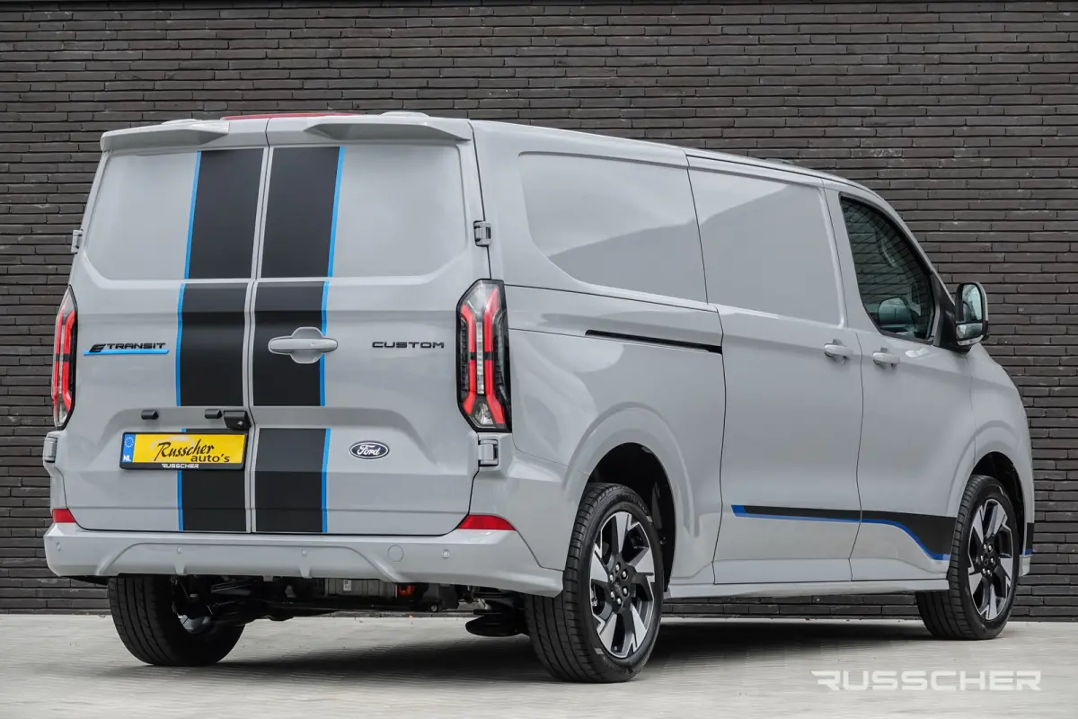 L2H1 218Pk Aut. | Nieuwe 71Kwh Accu | Sport 340 | 2xSchuifdeur | 360° Camera | B&O Sound | 19''