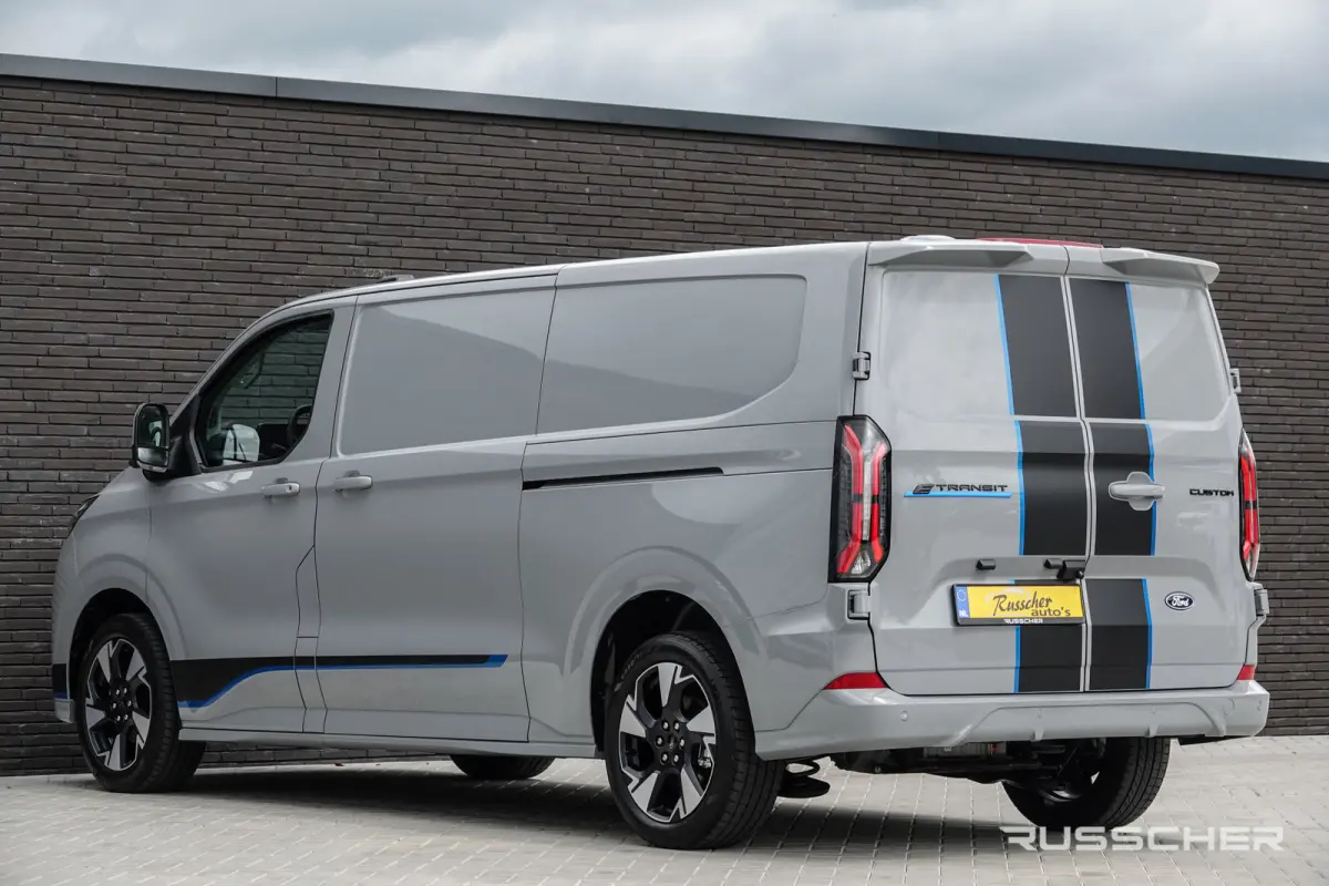 L2H1 218Pk Aut. | Nieuwe 71Kwh Accu | Sport 340 | 2xSchuifdeur | 360° Camera | B&O Sound | 19''