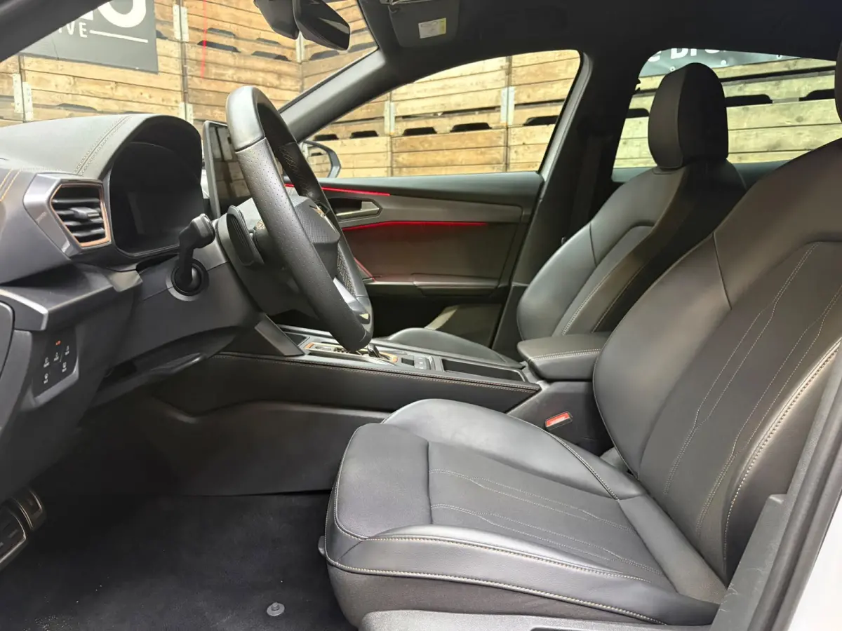 1.5 TSI e-Hybrid Business Black-line 360 camera Navi Clima LM