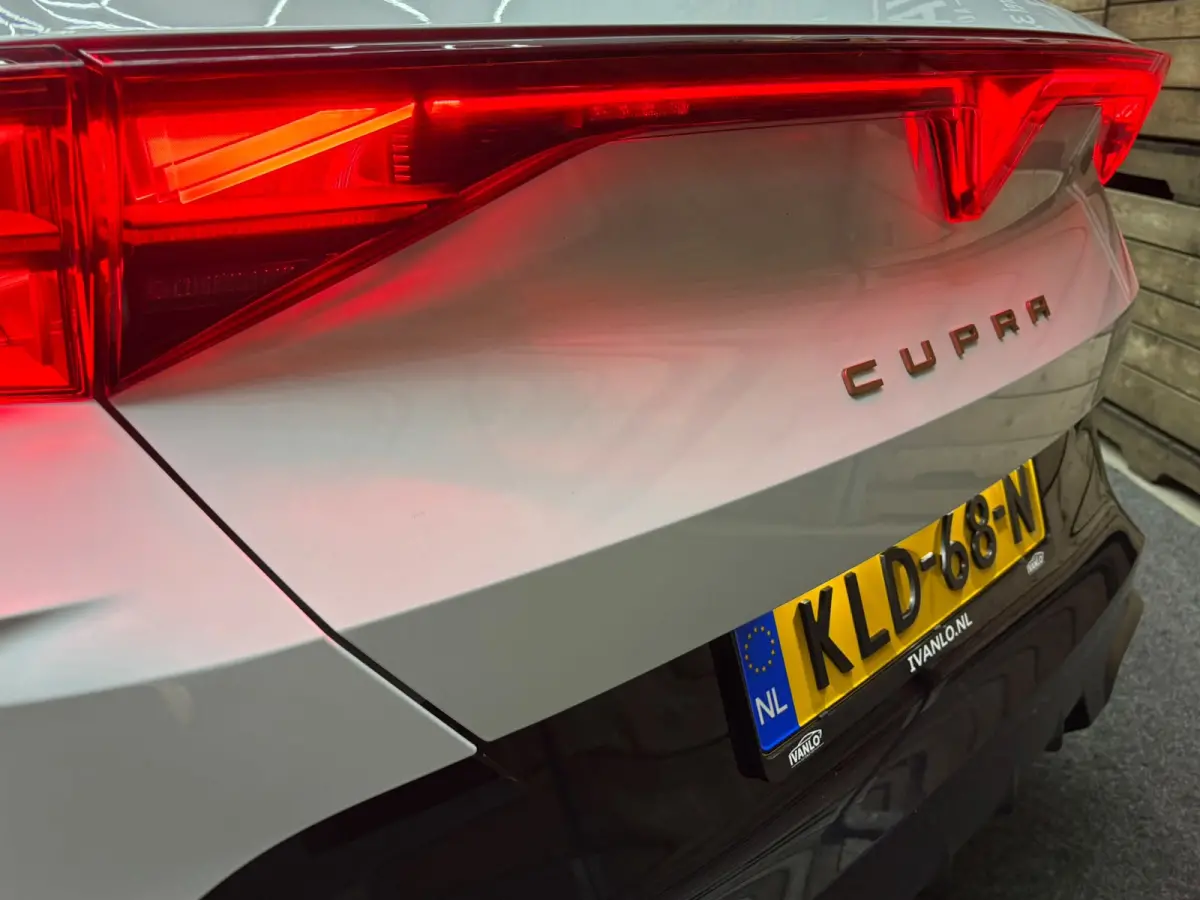 1.5 TSI e-Hybrid Business Black-line 360 camera Navi Clima LM