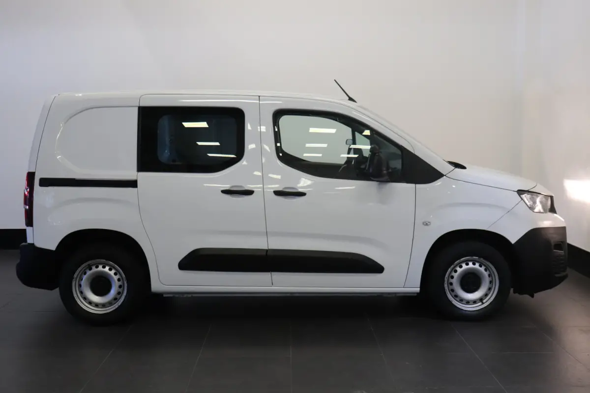 1.6 BlueHDI EURO 6 - Airco - Cruise - PDC - €7.499,- Excl. BTW