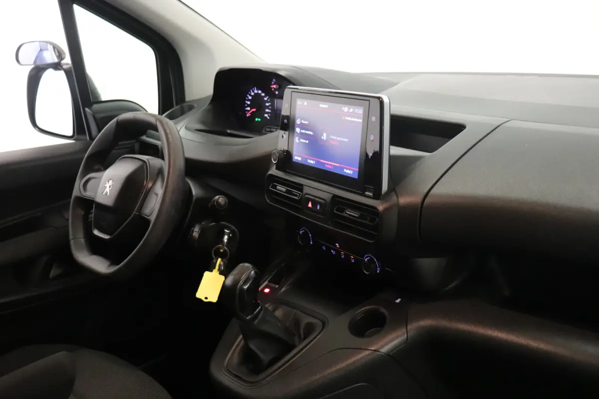 1.6 BlueHDI EURO 6 - Airco - Cruise - PDC - €7.499,- Excl. BTW
