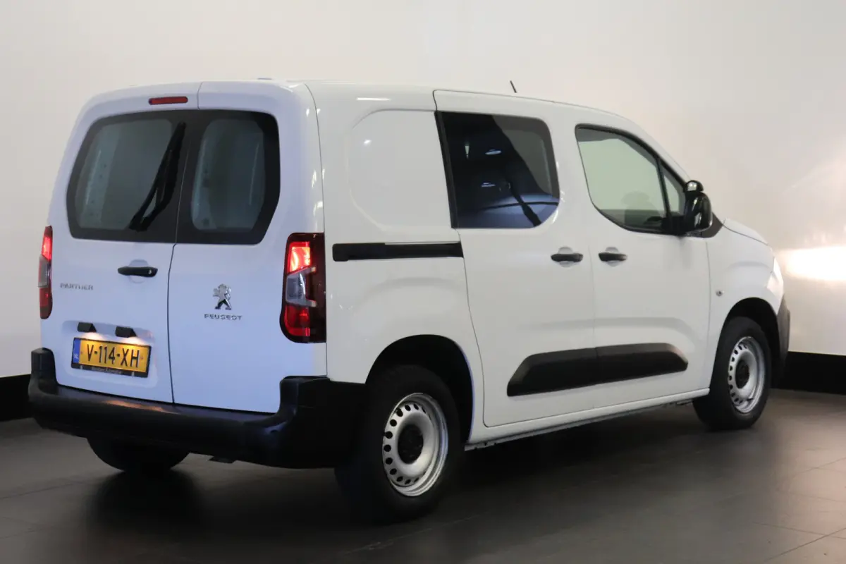 1.6 BlueHDI EURO 6 - Airco - Cruise - PDC - €7.499,- Excl. BTW