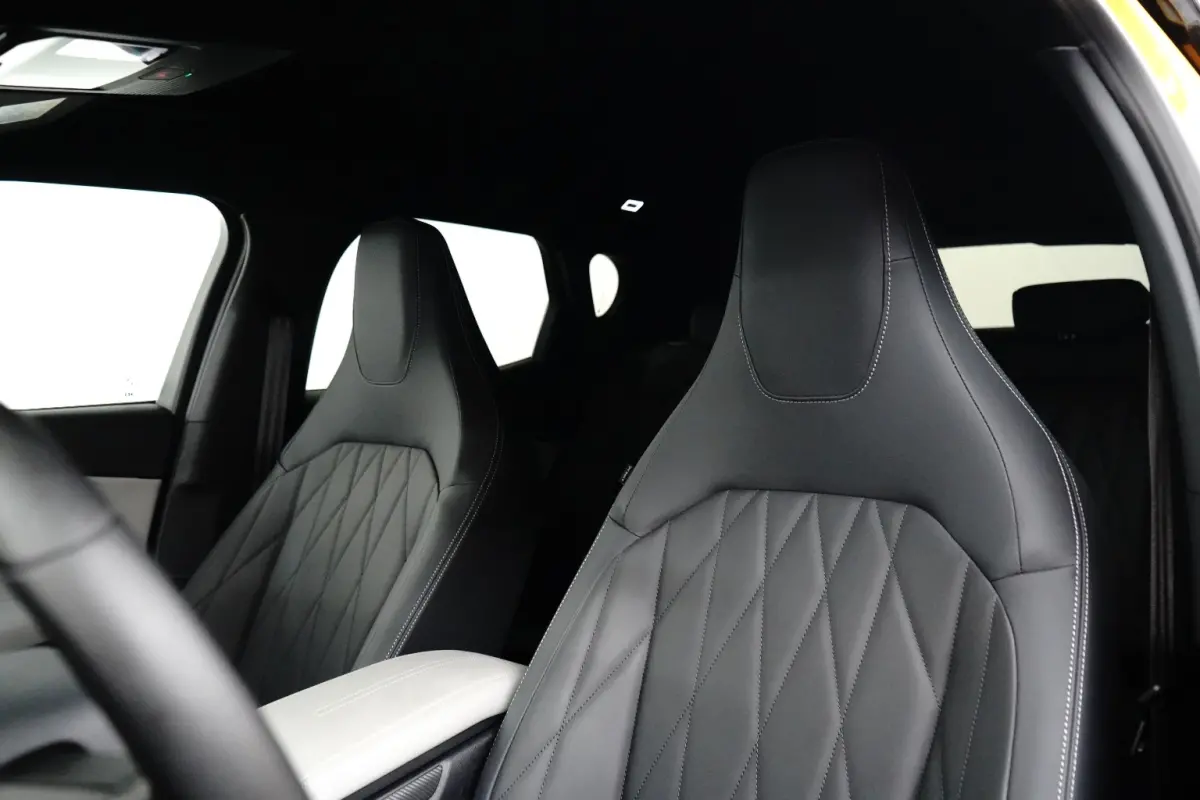 Premium Extended Range 340pk AWD 79KWh | B&O Audio | Head-Up | Leder | Dodehoek Detectie