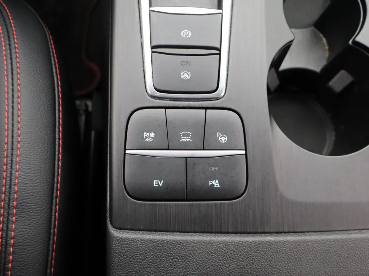 2.5 PHEV ST-Line X | Adapt. Cruise | Stoel-, Stuur- & Voorruitverw. | Head-Up |