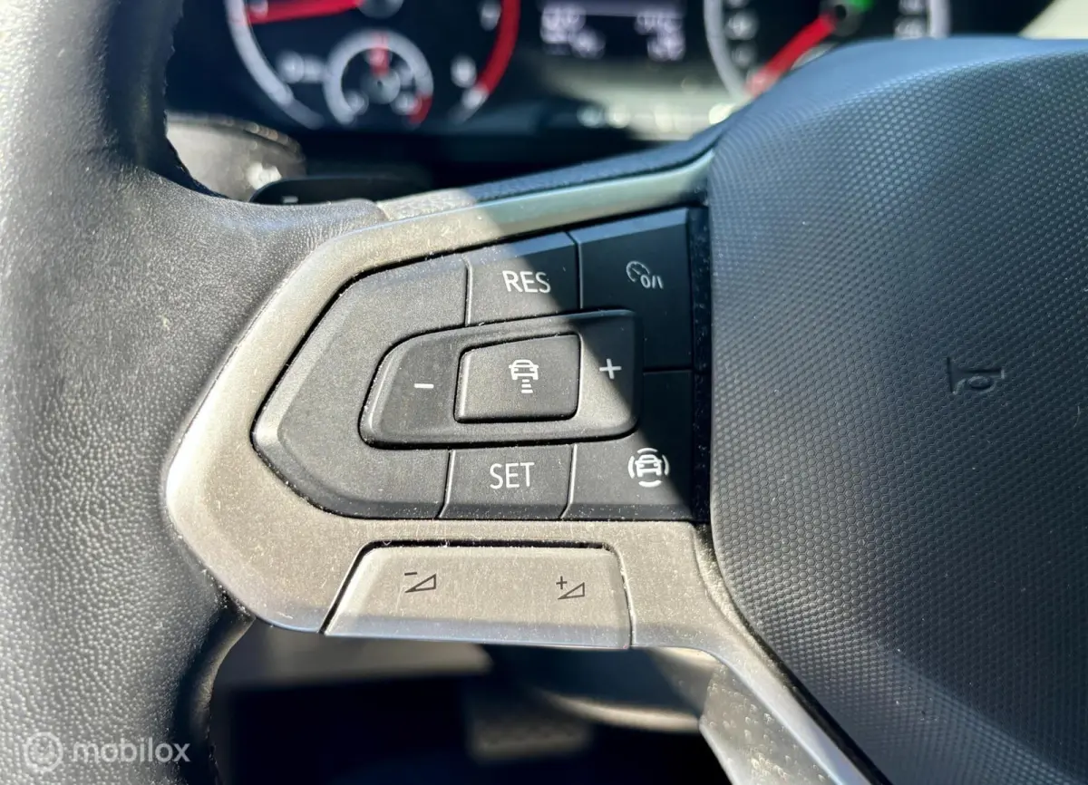 1.5 TSI Style. 150 PK, AUTOMAAT, NAVI, CRUISE.