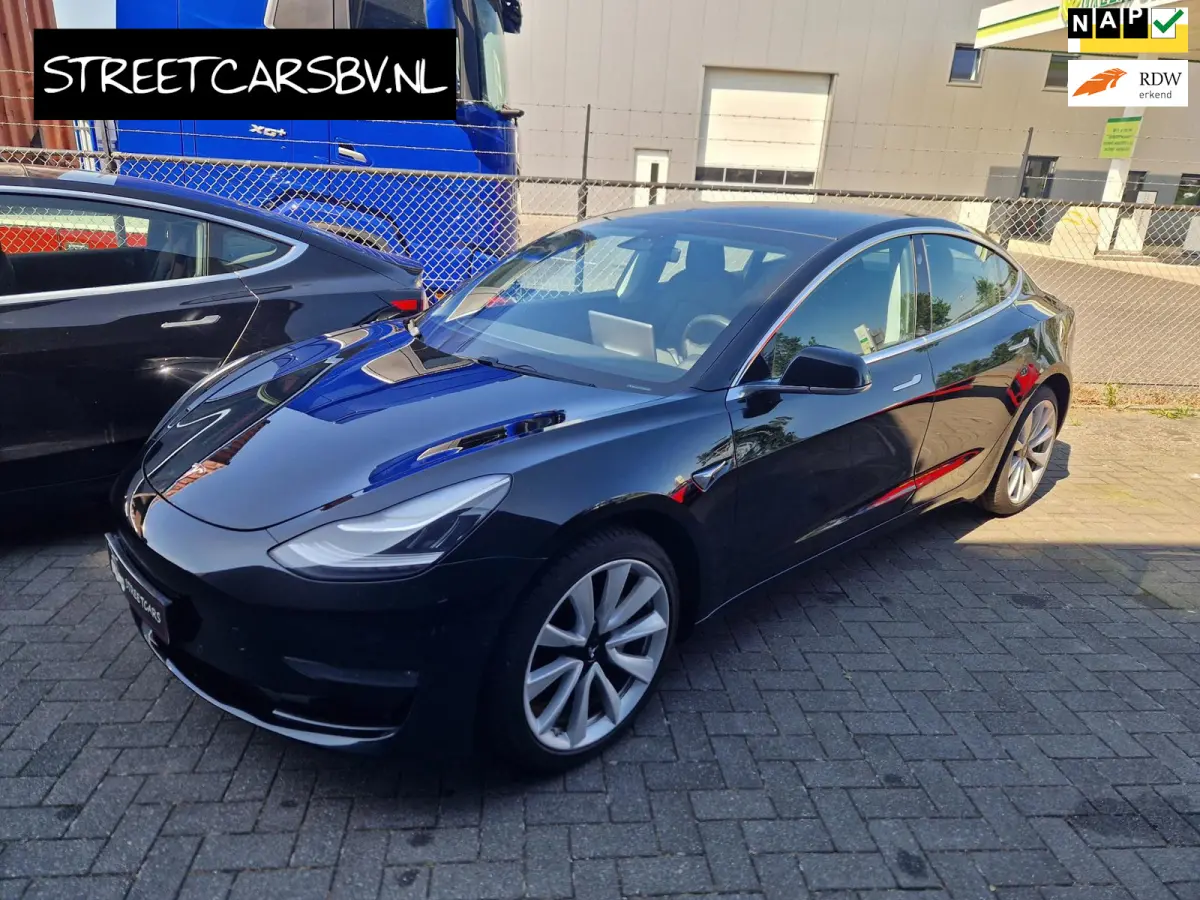 Standard RWD Plus 60 kWh /1e eig /Incl BTW.