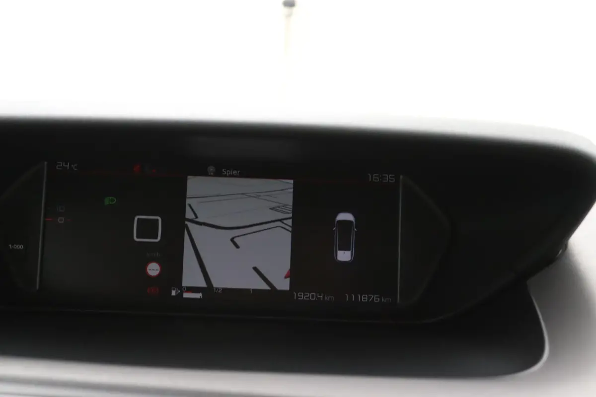 1.2*130PK*NAVI*CRUISE*ECC*CARPLAY*7PERS*