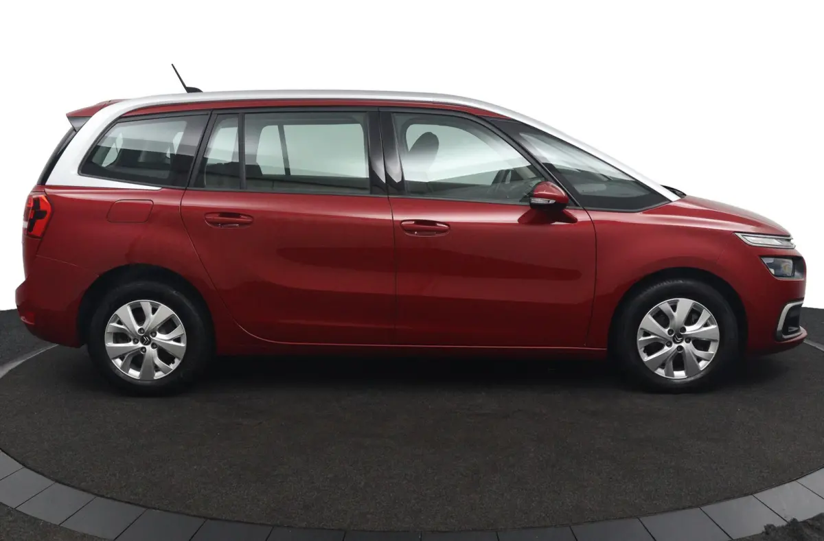 1.2*130PK*NAVI*CRUISE*ECC*CARPLAY*7PERS*