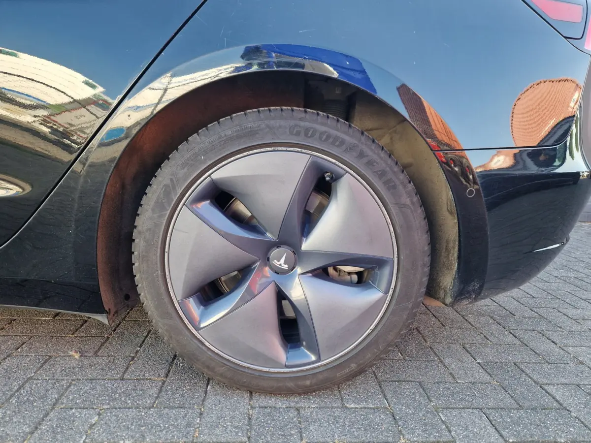 Standard RWD Plus 60 kWh /1e eig. /Incl BTW
