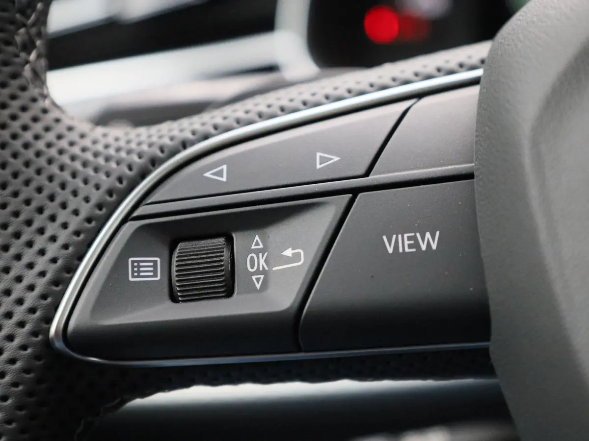60 TFSI e quattro Pro Line S Competition 490 PK | Adaptive cruise control | Glazen panoramadak | Dodehoekdetectie | Luchtvering | Vierwielbesturing | Head-up display | Stoelventilatie voorin