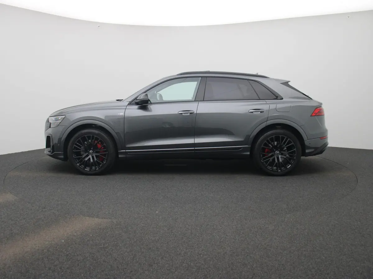60 TFSI e quattro Pro Line S Competition 490 PK | Adaptive cruise control | Glazen panoramadak | Dodehoekdetectie | Luchtvering | Vierwielbesturing | Head-up display | Stoelventilatie voorin