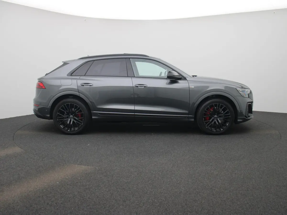 60 TFSI e quattro Pro Line S Competition 490 PK | Adaptive cruise control | Glazen panoramadak | Dodehoekdetectie | Luchtvering | Vierwielbesturing | Head-up display | Stoelventilatie voorin