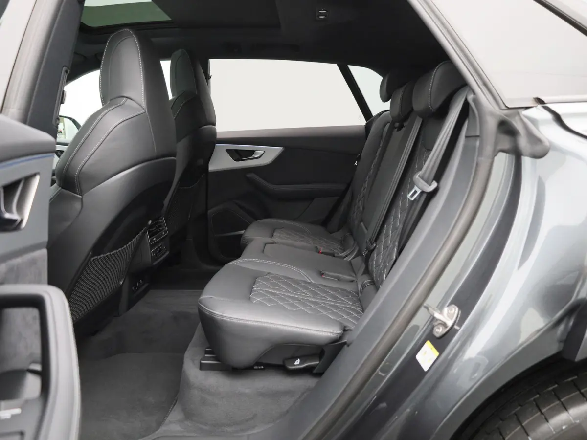 60 TFSI e quattro Pro Line S Competition 490 PK | Adaptive cruise control | Glazen panoramadak | Dodehoekdetectie | Luchtvering | Vierwielbesturing | Head-up display | Stoelventilatie voorin