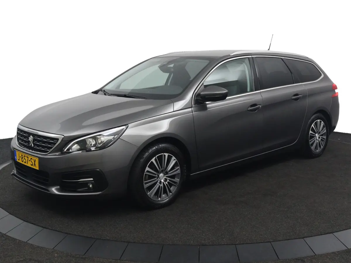 1.2 Premium*NAVI*ACC*HAAK*CAM*ECC*KEYLESS*CARPLAY*