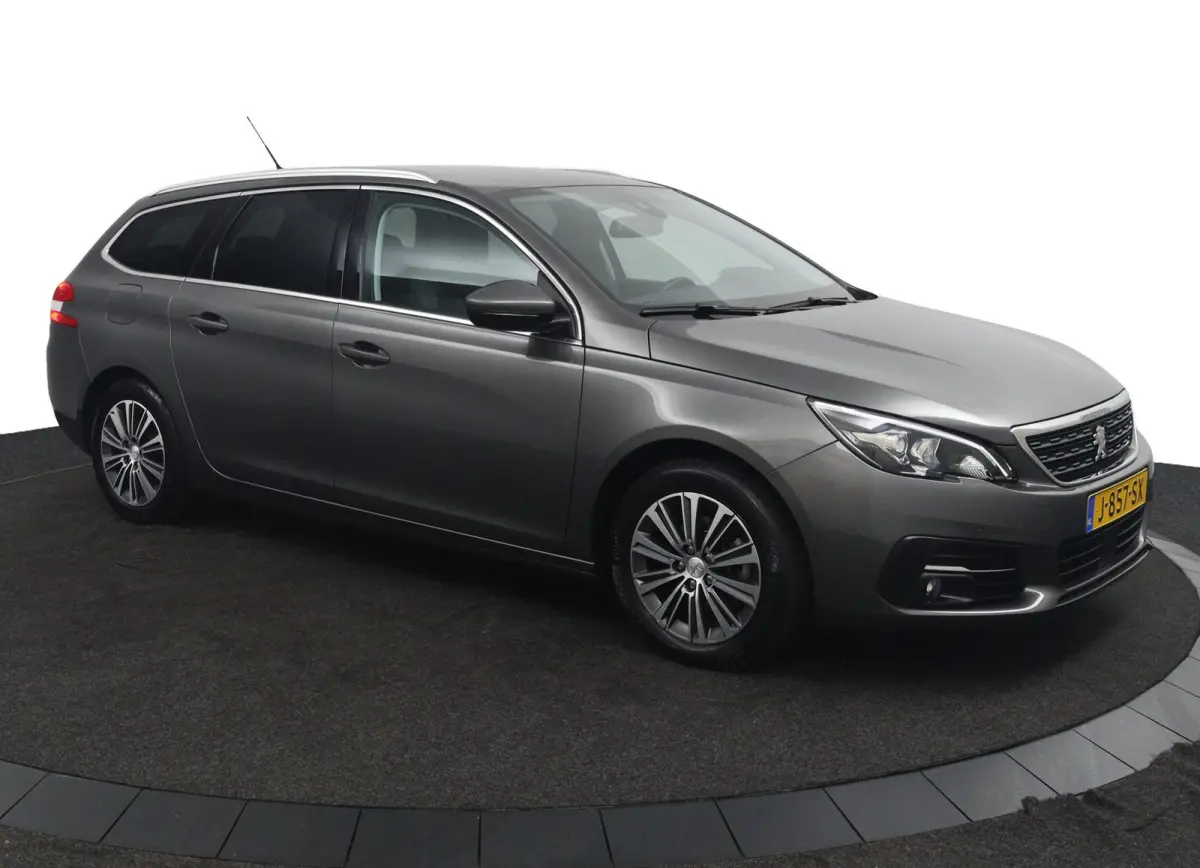 1.2 Premium*NAVI*ACC*HAAK*CAM*ECC*KEYLESS*CARPLAY*
