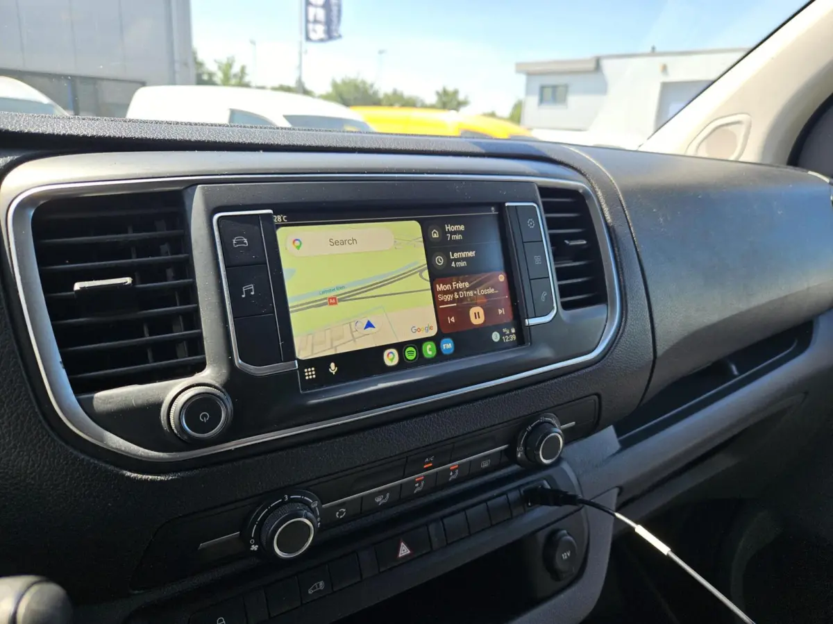 2.0 D-4D Airco Carplay Cruise 144pk