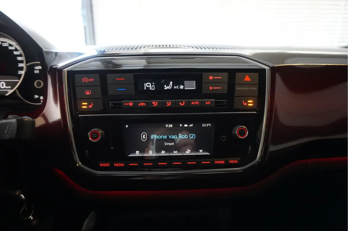 Up! 1.0 TSI GTI | Pano-dak | ca € 3.000,- upgrades | Sfeerverlichting | High Performance Audio |