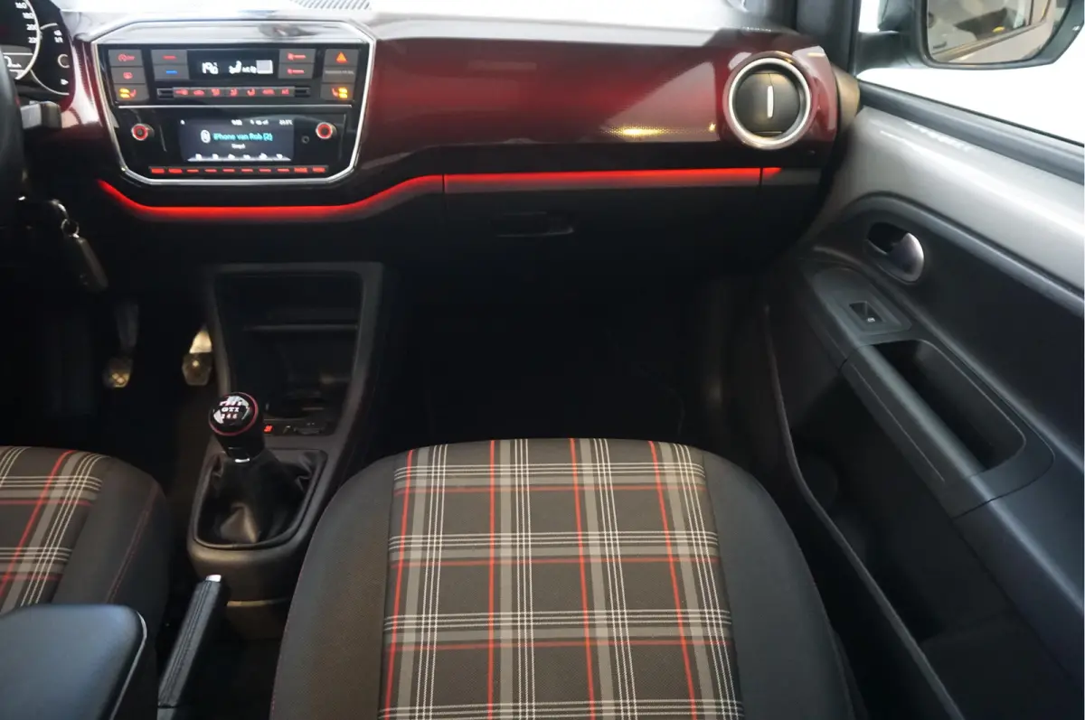 Up! 1.0 TSI GTI | Pano-dak | ca € 3.000,- upgrades | Sfeerverlichting | High Performance Audio |