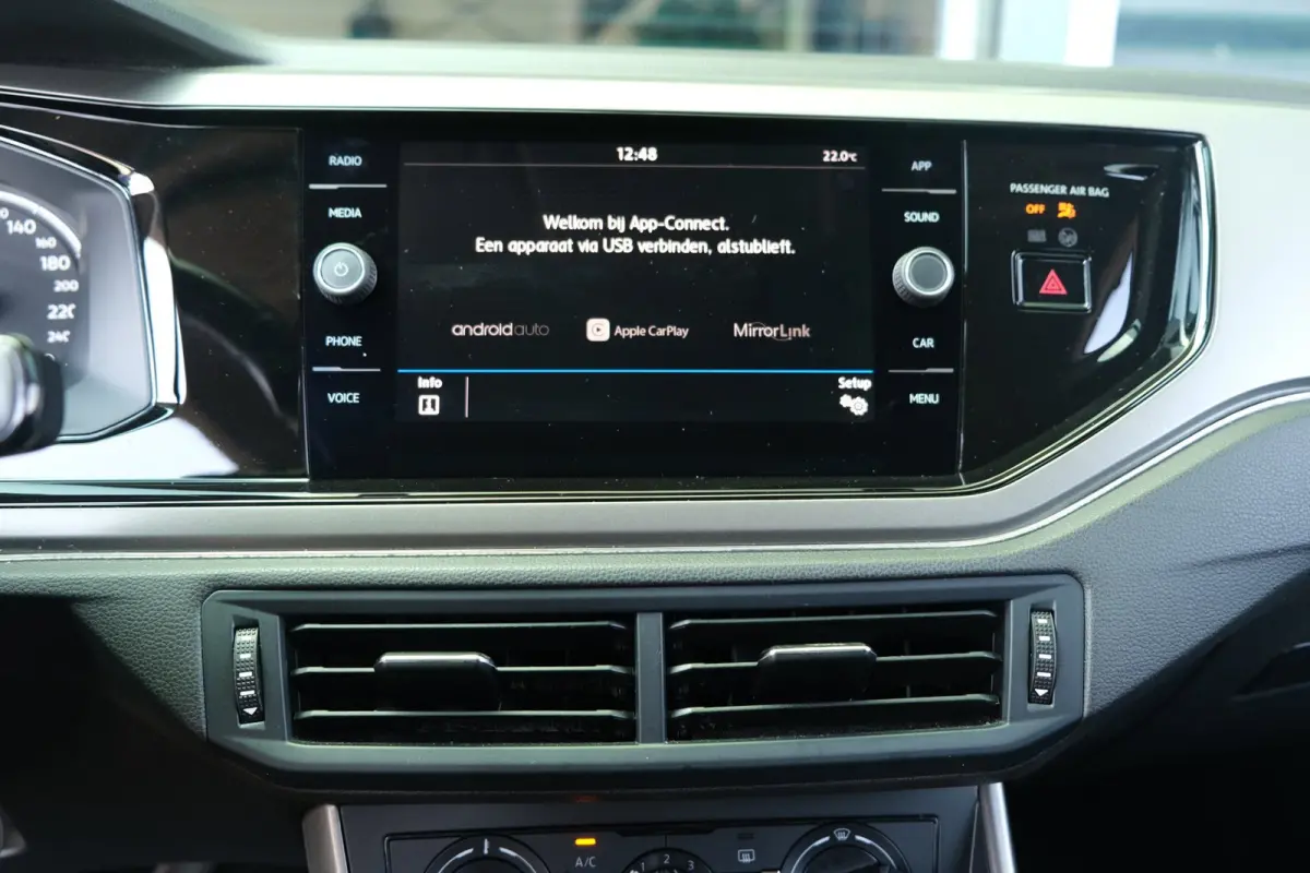 1.0 MPI R-Line Apple Carplay Cruise Airco MF-Stuur