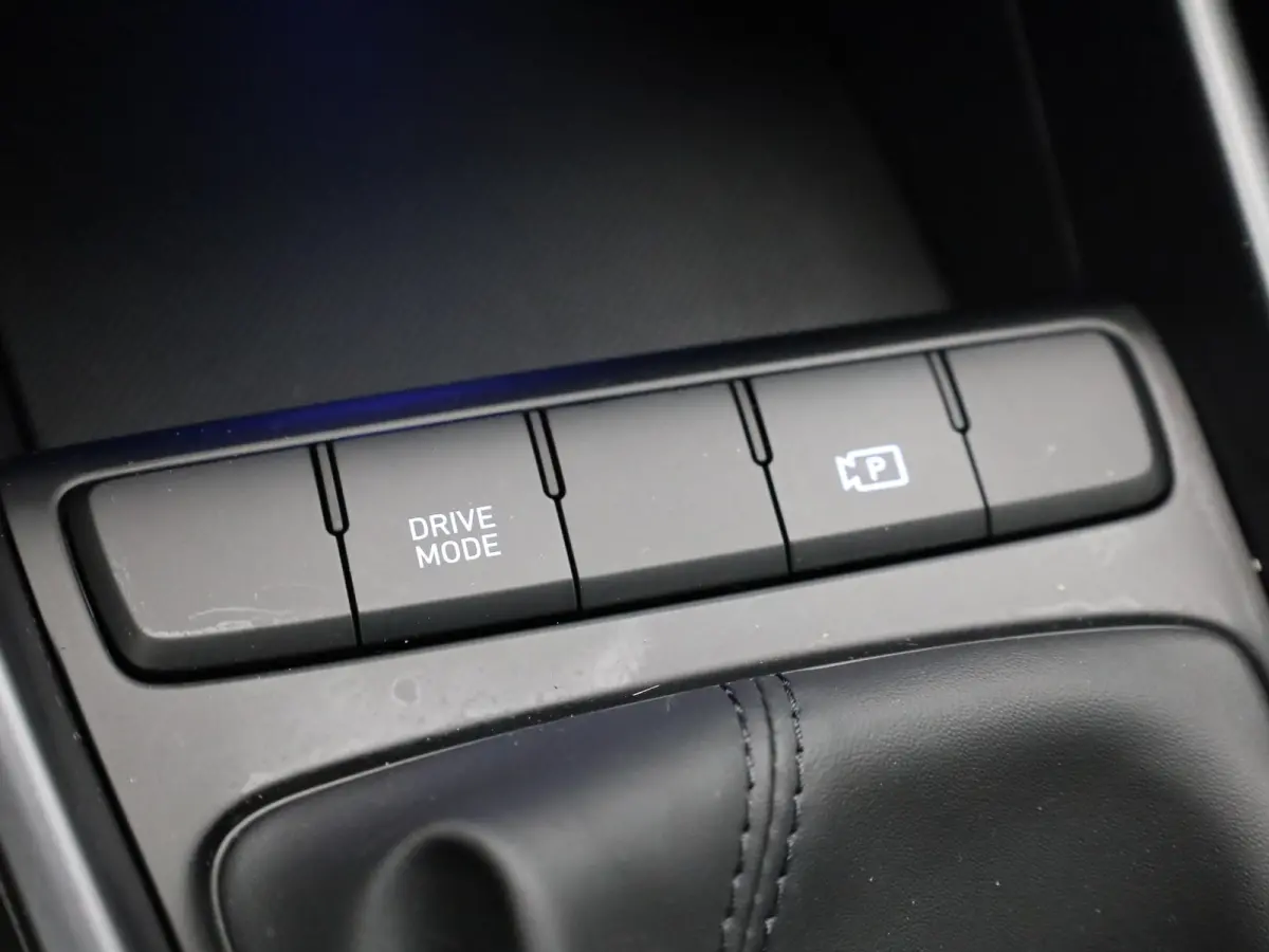 1.0 T-GDI Comfort Smart | Camera | Dodehoek sensoren | Apple Carplay/ Android Auto | Prijs Rijklaar!!