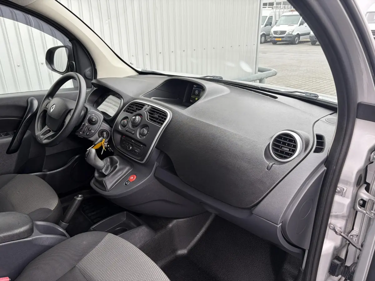 1.5 dCi 75 Energy Comfort*NAVI*CRUISE*TEL*A/C*PDC*