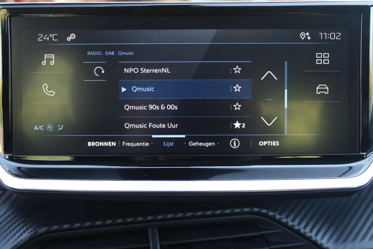 1.2 100PK STYLE | APPLE CARPLAY/ANDROID AUTO | CRUISE CONTROL | AIRCO | PARKEERSENSOREN ACHTER | DAB+ RADIO | LICHT SENSOR | LAGE KM STAND! |