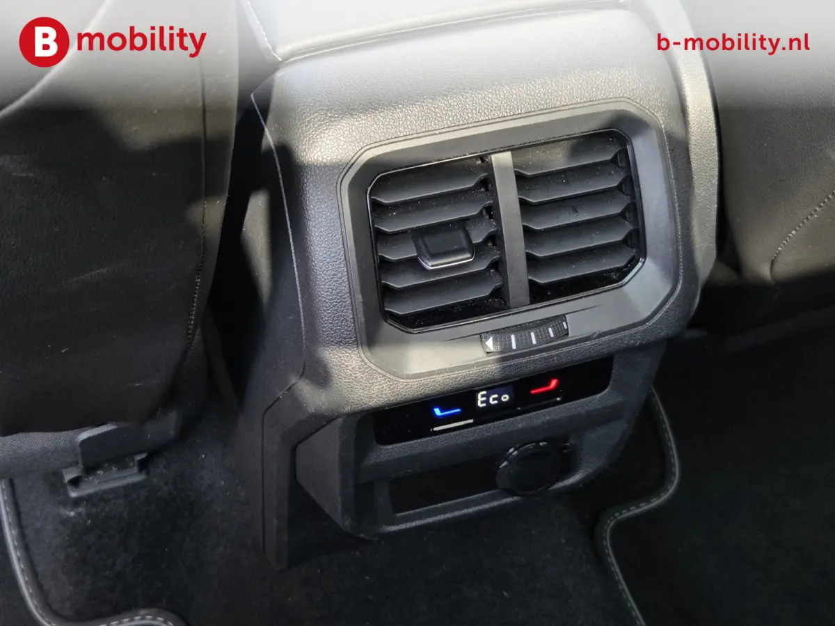 1.4 TSI eHybrid R-Line Trekhaak 1800kg Panoramadak NL Auto! | Adaptive Cruise Control | Stoel/Stuurwiel Verwarming | DAB Audio