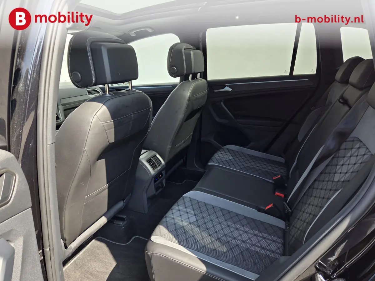 1.4 TSI eHybrid R-Line Trekhaak 1800kg Panoramadak NL Auto! | Adaptive Cruise Control | Stoel/Stuurwiel Verwarming | DAB Audio