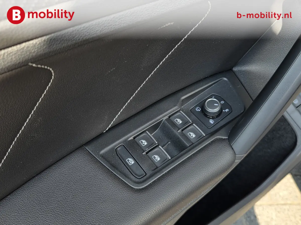 1.4 TSI eHybrid R-Line Trekhaak 1800kg Panoramadak NL Auto! | Adaptive Cruise Control | Stoel/Stuurwiel Verwarming | DAB Audio