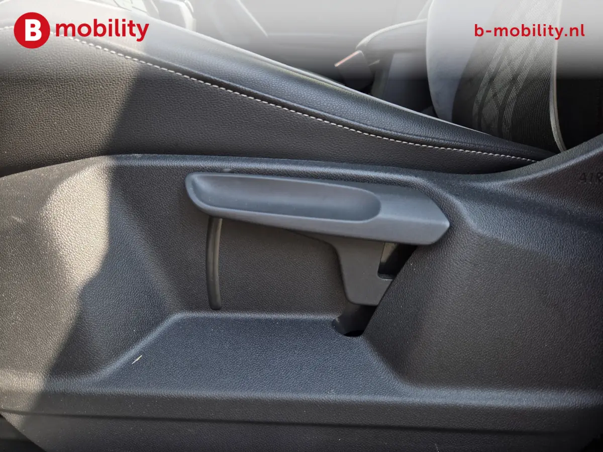 1.4 TSI eHybrid R-Line Trekhaak 1800kg Panoramadak NL Auto! | Adaptive Cruise Control | Stoel/Stuurwiel Verwarming | DAB Audio