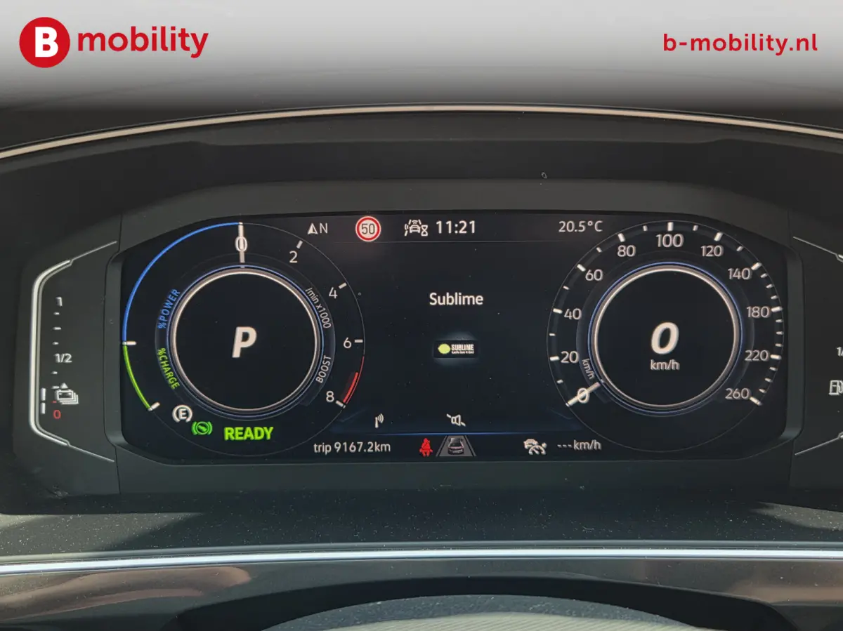 1.4 TSI eHybrid R-Line Trekhaak 1800kg Panoramadak NL Auto! | Adaptive Cruise Control | Stoel/Stuurwiel Verwarming | DAB Audio