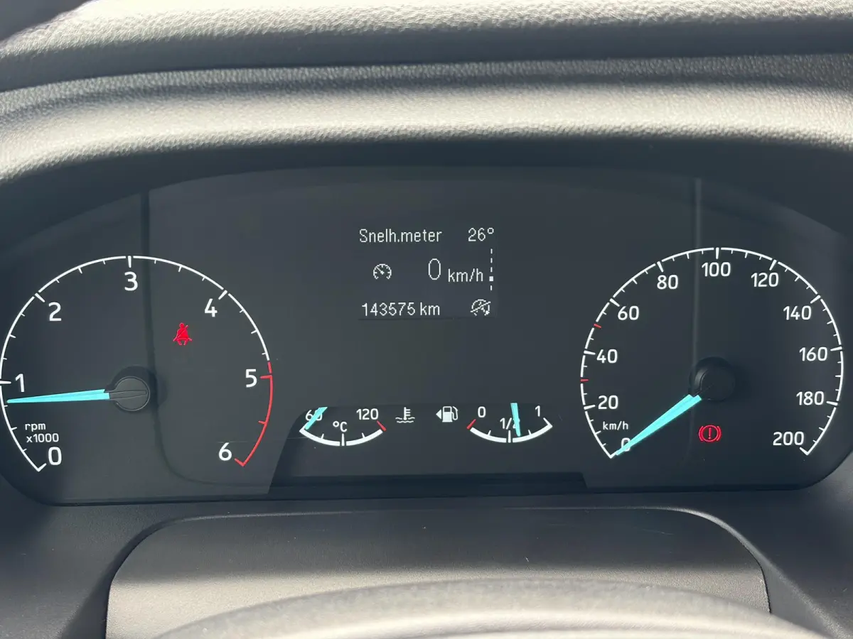 320 2.0 TDCI L2H1*A/C*CRUISE*HAAK*PDC*2800KG TRGW*