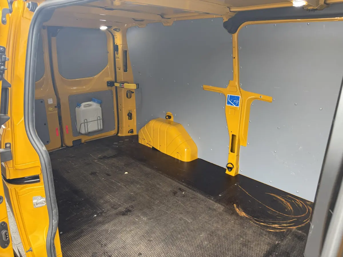 320 2.0 TDCI L2H1*A/C*CRUISE*HAAK*PDC*2800KG TRGW*