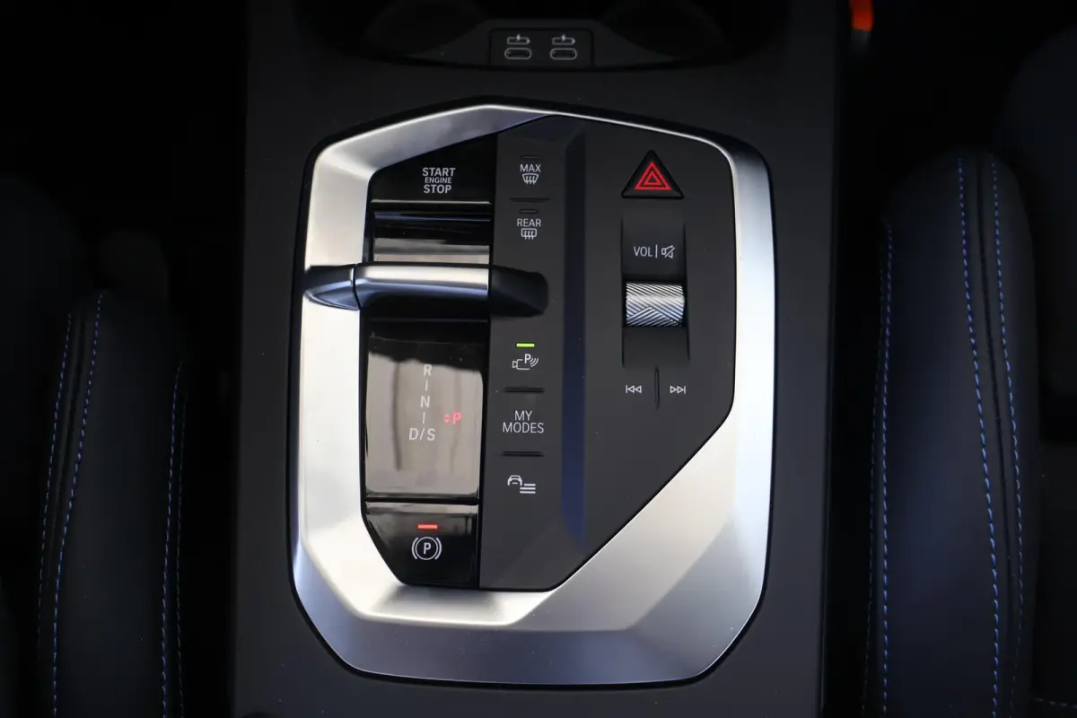 120 M Sport Design Edition | M Sport | Premium Pack | Stoel- en Stuurverwarming | Apple Carplay