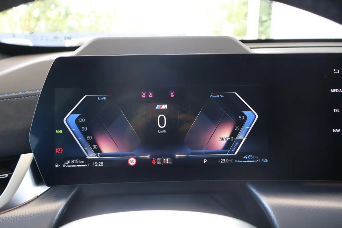 xDrive25e Optimized Edition | SOH 100% | M Sport Pro | Driving Assistant Plus | Harman Kardon | Elektrisch verstelbare voorstoelen | Trekhaak