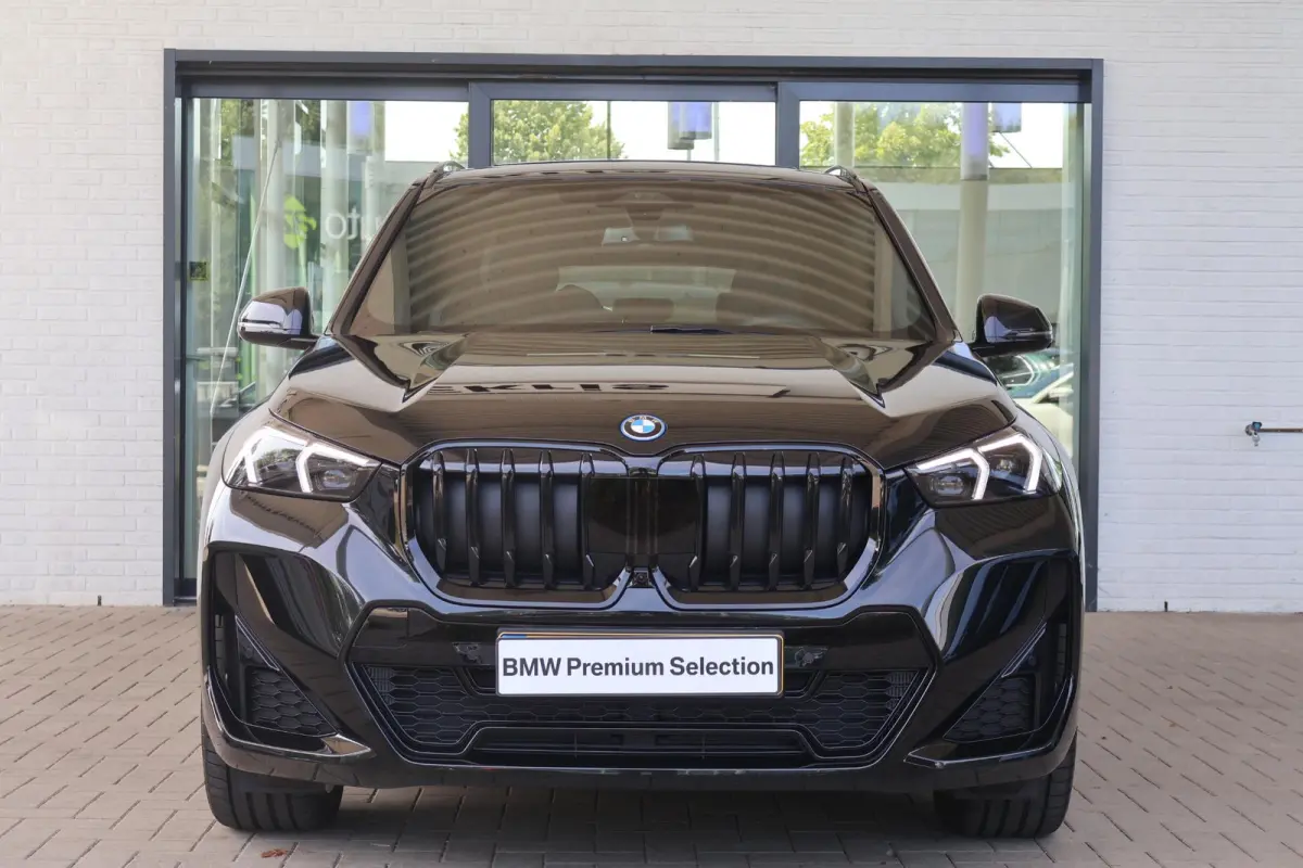 xDrive25e Optimized Edition | SOH 100% | M Sport Pro | Driving Assistant Plus | Harman Kardon | Elektrisch verstelbare voorstoelen | Trekhaak