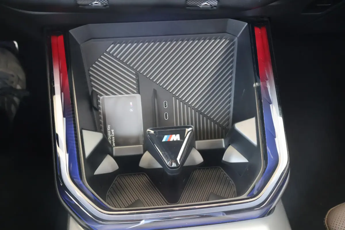 30e xDrive | SOH 100% | M Sport Pro | Premium Pack | Professional Pack | Comfort Pack