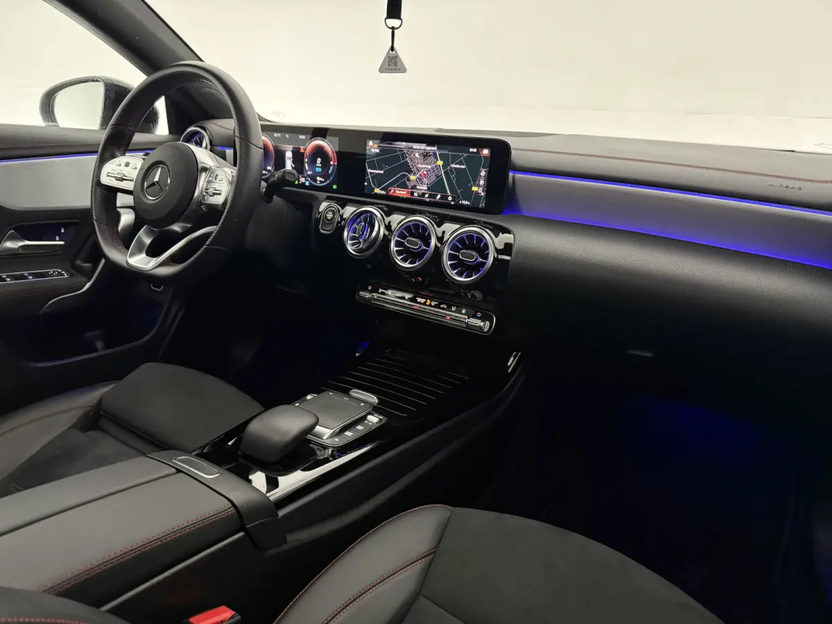 250 e AMG Limited | Pano | Virtual | Camera | Sfeer | Trekhaak | Multibeam LED | Carplay | NAP