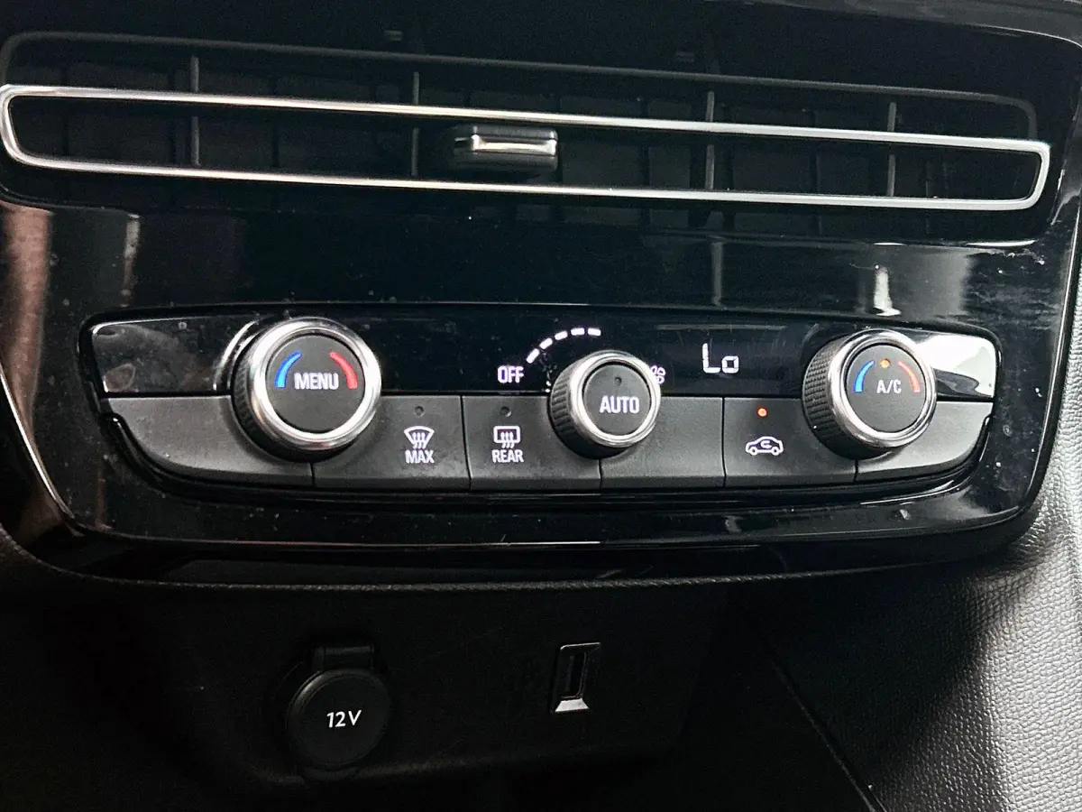 1.2 Turbo 130pk Ultimate CAMERA | CARPLAY | AD-CRUISE | LEER-ALCANTARA