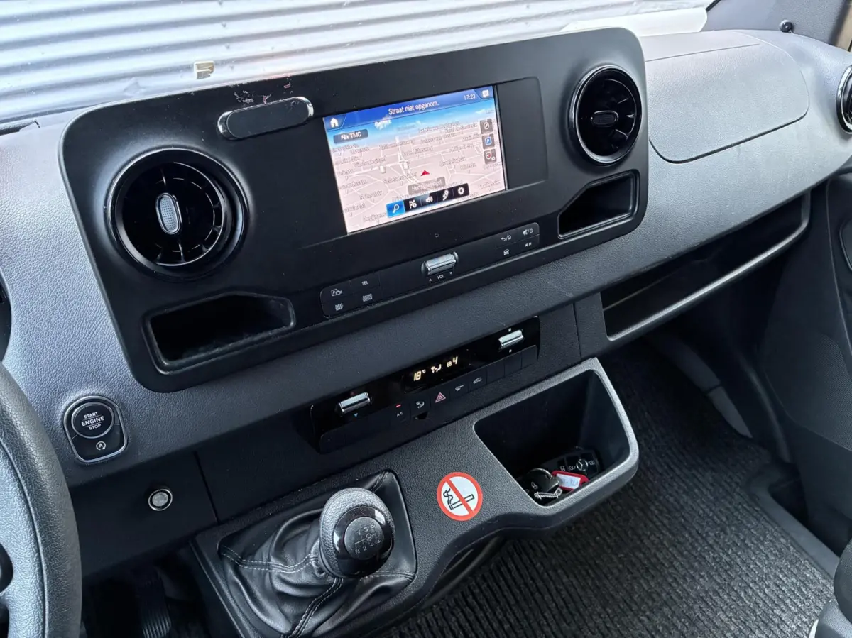 bestel 317 1.9 CDI L3H3 RWD MAXI MAXI 2023 EERSTE EIGENAAR AIRCO NAVI CRUISE NIEUW MODEL