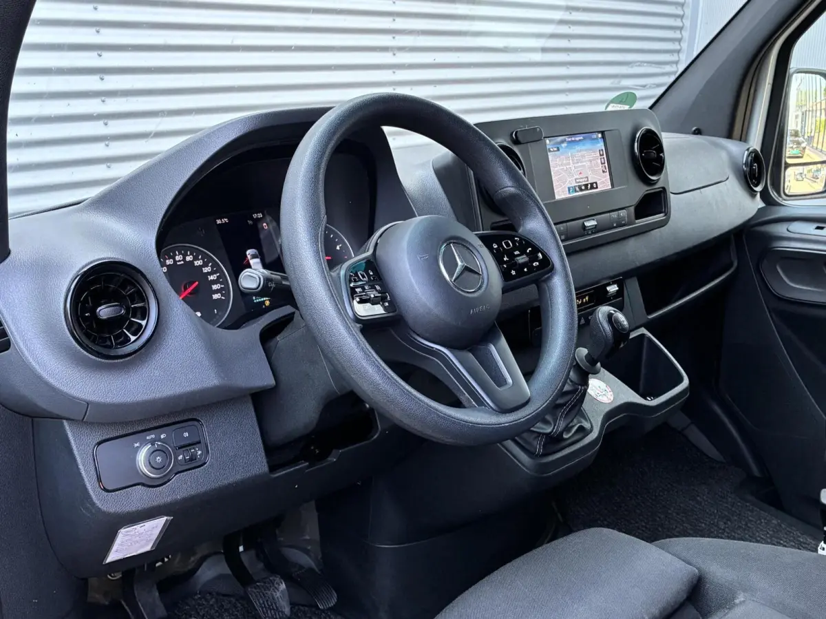 bestel 317 1.9 CDI L3H3 RWD MAXI MAXI 2023 EERSTE EIGENAAR AIRCO NAVI CRUISE NIEUW MODEL
