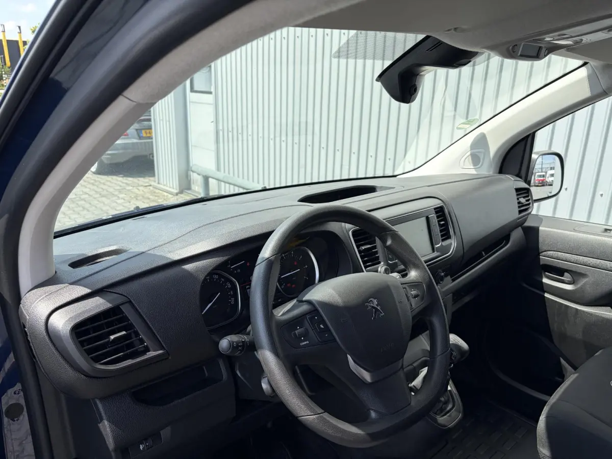 2.0 HDi 145*ACC*2XSCHUIF*NAVI*CAMERA*HAAK*CARPLAY*